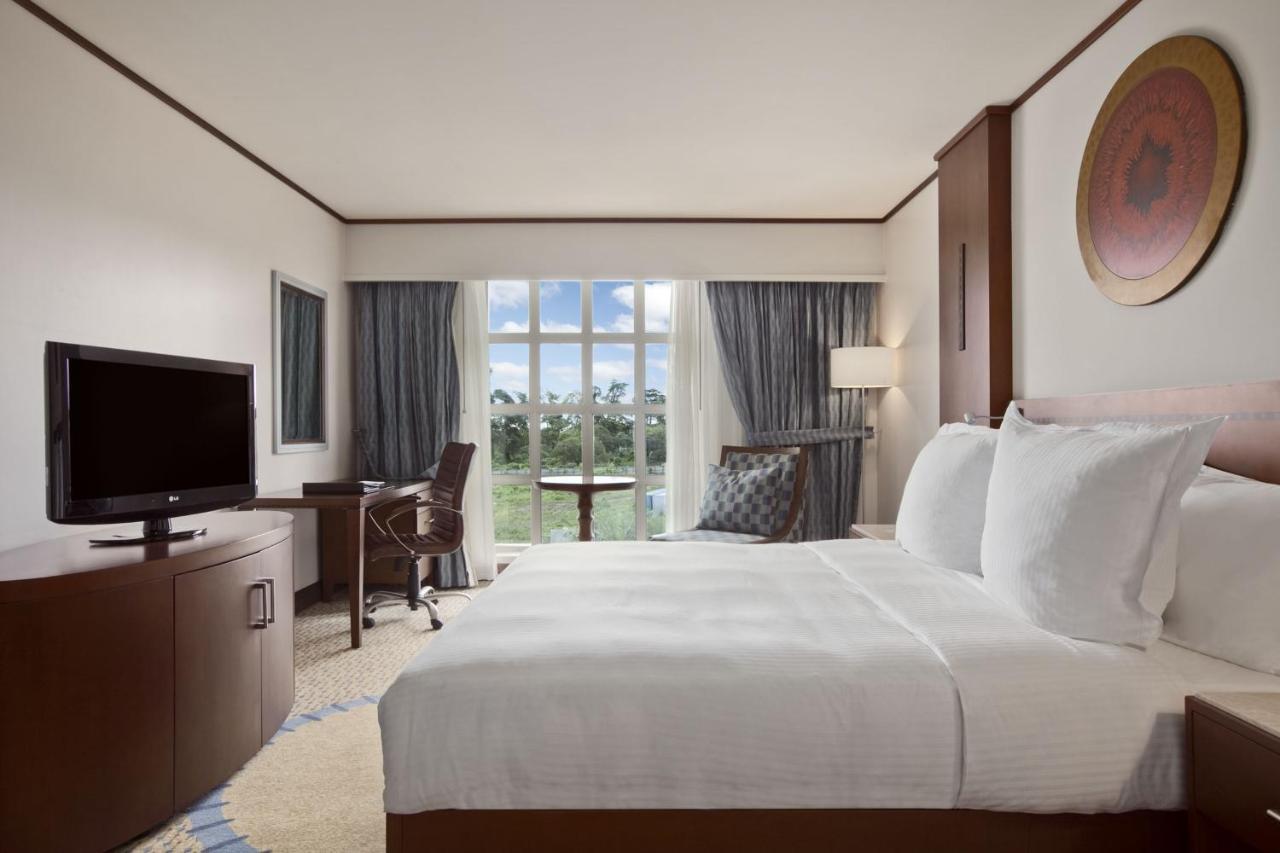 Bisila Palace Malabo Экстерьер фото